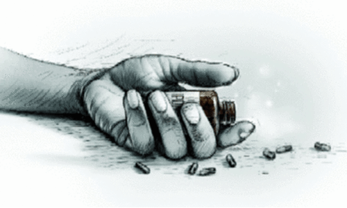 സ്ക്രാ​ച്ച് ജീ​ൻ​സി​ട്ട​തി​ന് പ​രി​ഹാ​സം: യു​വാ​വ് ജീ​വ​നൊ​ടു​ക്കാ​ൻ ശ്ര​മി​ച്ചു