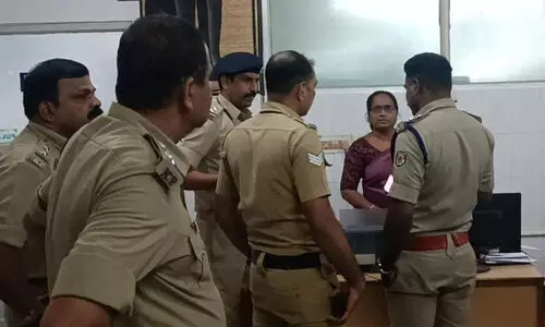 കാരക്കോണം മെഡിക്കൽ കോളജിൽ കർണാടക പോലീസിന്റെ റെയ്ഡ്