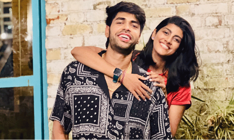 വോളിബാളിലെ യങ് സെൻസേഷൻ ഷോൺ ടി. ജോണും ബാഡ്മിന്‍റൺ താരം സ്‌നേഹ ശാന്തിലാലും പുതുജീവിതത്തിലേക്ക് പ്രവേശിക്കുന്നതിന്‍റെ സന്തോഷം പങ്കുവെക്കുന്നു