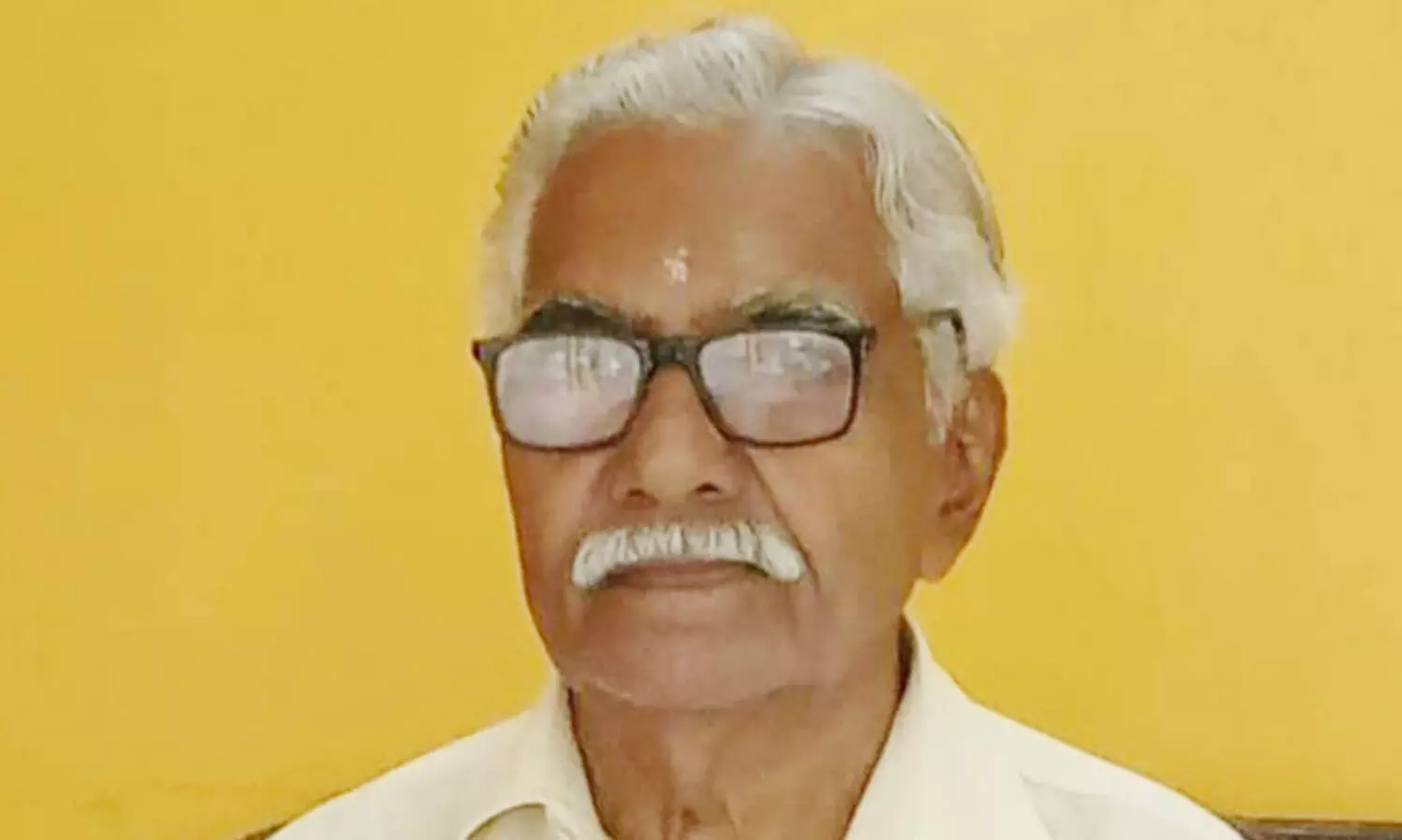 സ്കൂൾ കലോത്സവത്തിനിടെ മേക്കപ്പ് ആർട്ടിസ്റ്റ് കുഴഞ്ഞുവീണ് മരിച്ചു