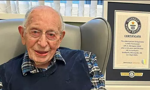 ലോകത്തിലെ ഏറ്റവും പ്രായം കൂടിയ പുരുഷൻ യുകെയിൽ അന്തരിച്ചു