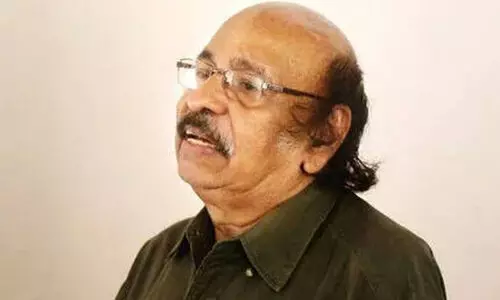 പദവികൾ ഒഴിയുന്നതായി സച്ചിദാനന്ദൻ; പിന്നാലെ ഫേസ്ബുക്ക് പോസ്റ്റ് നീക്കി