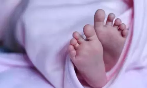 നവജാത ശിശുവിന് ഗുരുതര വൈകല്യം; ചെവിയും കണ്ണും  സ്ഥാനത്തല്ല, വായ തുറക്കുന്നില്ല; നാലു ഡോക്ടർമാർക്കെതിരെ കേസ്