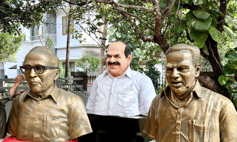 നേതാക്കളാൽ സമ്പന്നം, ഉണ്ണി കാനായിയുടെ പണിപ്പുര