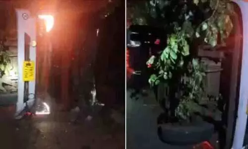 നിയന്ത്രണംവിട്ട ലോറി പാഞ്ഞുകയറി; ബസ് സ്റ്റോപ്പിൽ കിടന്നുറങ്ങിയ യുവതിക്ക് ദാരുണാന്ത്യം