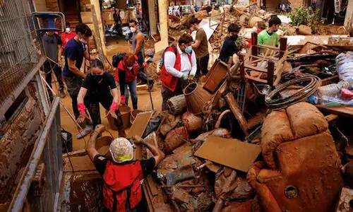 പ്രളയത്തിനു പിന്നാലെ ശമ്പളത്തോടെയുള്ള   ‘കാലാവസ്ഥാ അവധി’യുമായി സ്​പെയ്ൻ