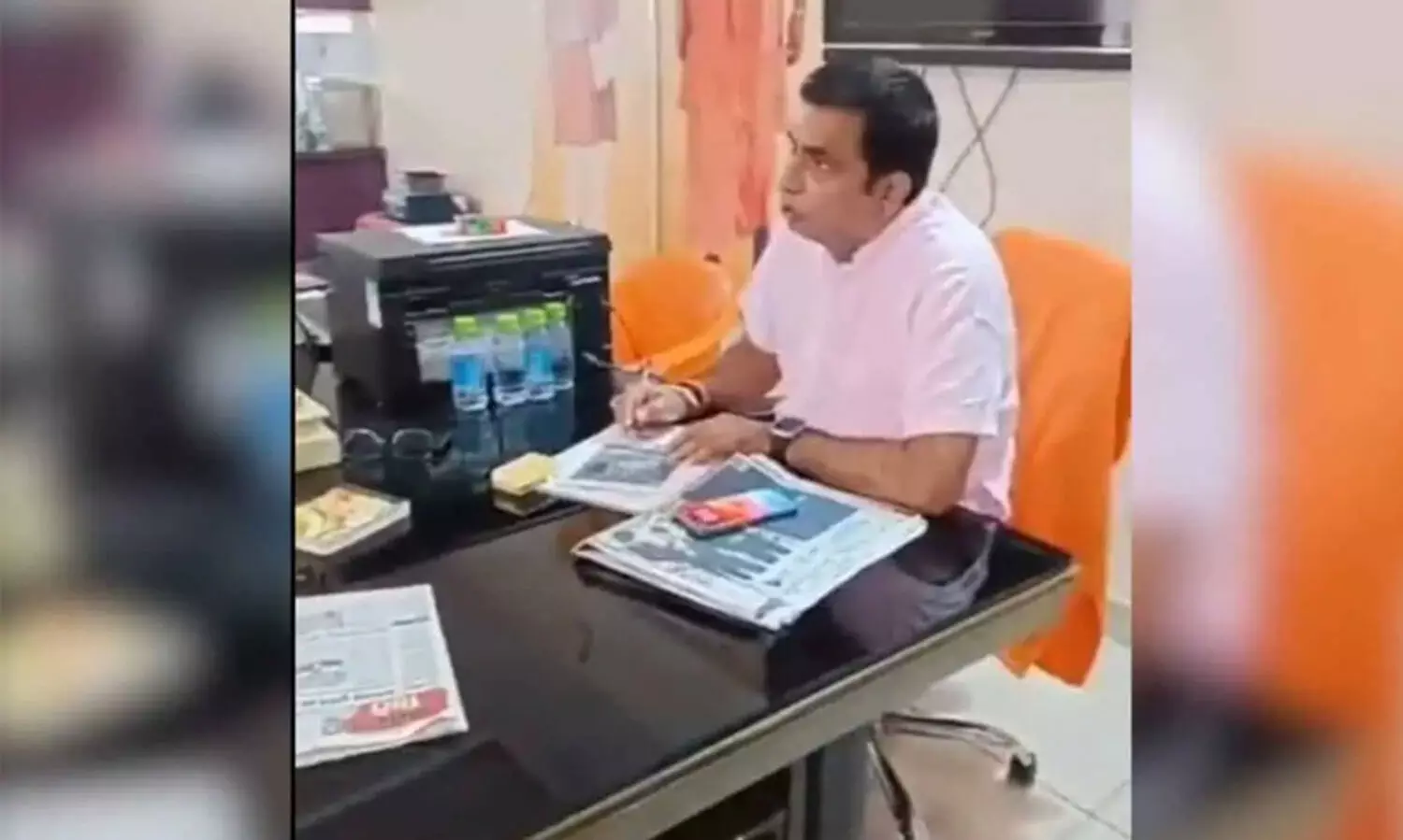 കശുവണ്ടിയും പിസ്തയും നൽകിയിട്ടും വോട്ട് ചെയ്തില്ല​; മുസ്‍ലിം യുവാവിന്റെ പരാതി പരിഹരിക്കാൻ വിസമ്മതിച്ച് ബി.ജെ.പി എം.എൽ.എ