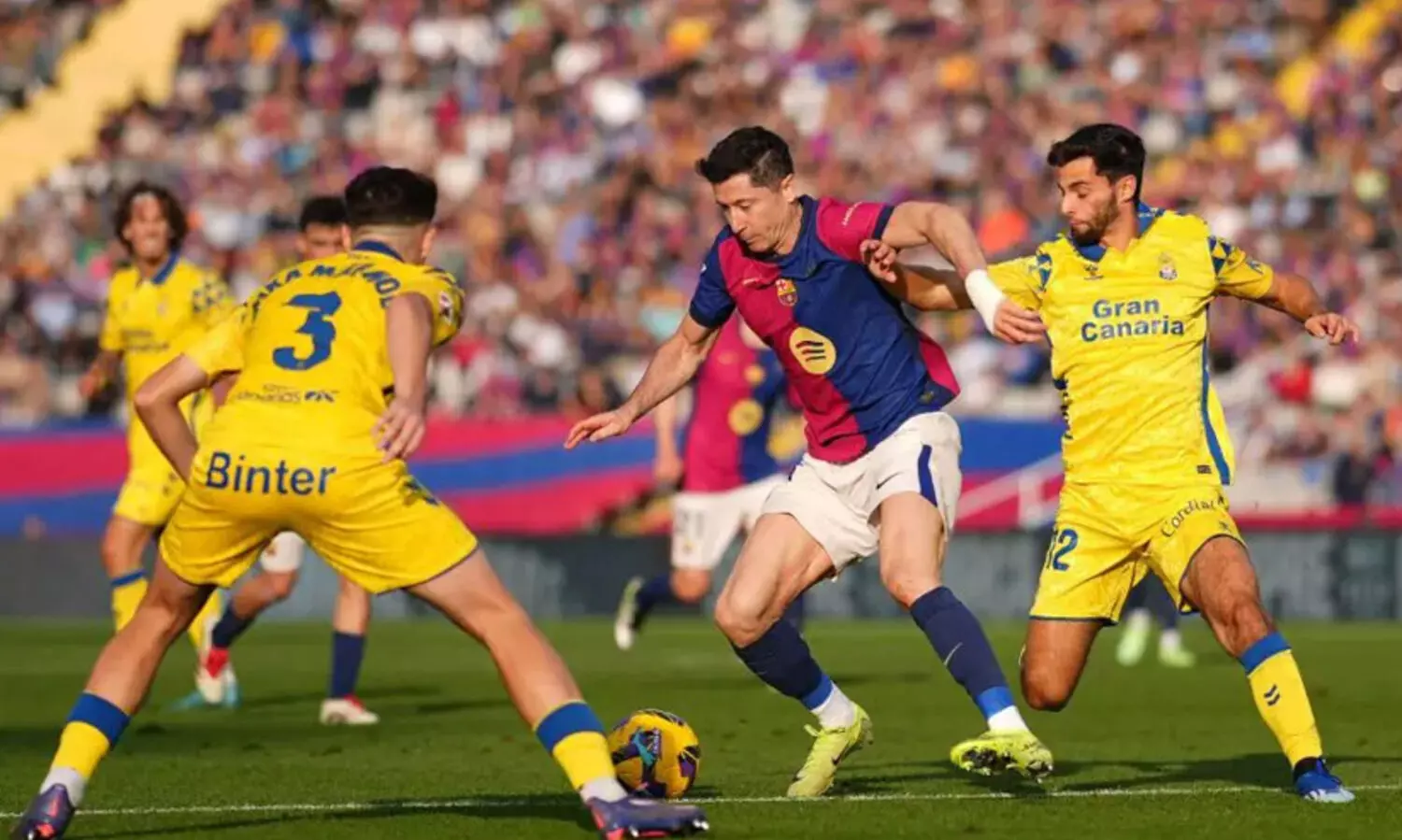 യമാൽ ഇറങ്ങിയിട്ടും രക്ഷയില്ല; 53 വർഷത്തിനുശേഷം ബാഴ്സയെ അട്ടിമറിച്ച് ലാസ് പാൽമാസ്