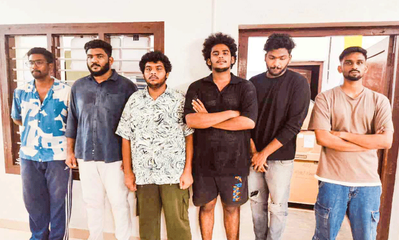കായംകുളത്ത് ലഹരിമരുന്ന് സംഘം അറസ്റ്റിൽ കായംകുളത്ത് ലഹരിമരുന്ന് സംഘം അറസ്റ്റിൽ