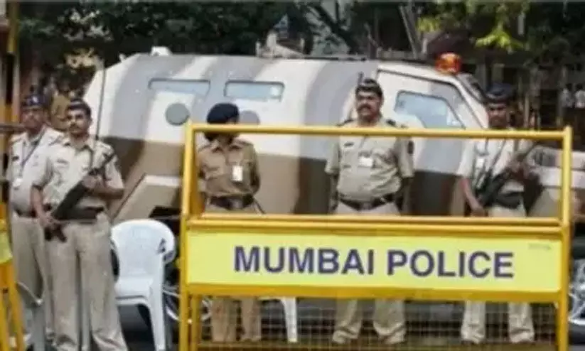 പൊലീസ് ബാരിക്കേഡുകൾ തകർത്ത് വാഹനങ്ങളിൽ ഇടിച്ചു; മദ്യപിച്ച് കാറോടിച്ച വ്യവസായി അറസ്റ്റിൽ