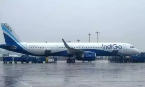 ഫിൻജാൽ ചുഴലിക്കാറ്റ്: ചെന്നൈയിൽ വിമാന സർവീസ് നിലച്ചു, ജനങ്ങൾ പരിഭ്രാന്തിയിൽ