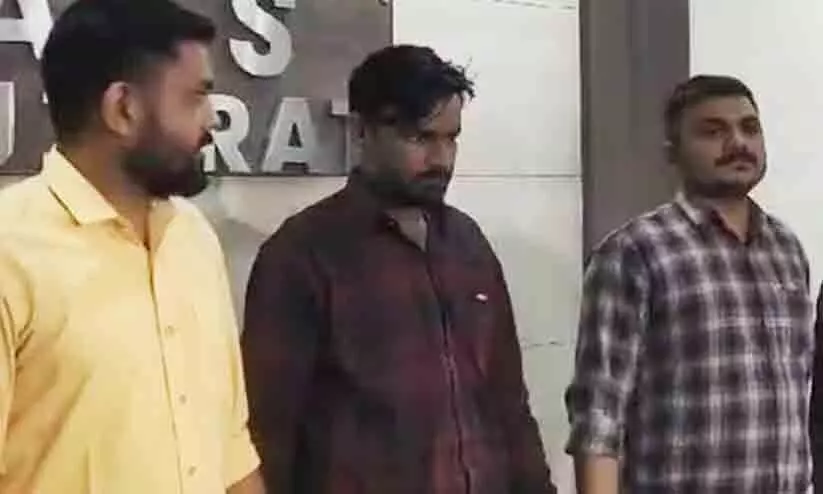 gujarat man arrested spying for pakistan gujarat man arrested spying for pakistan