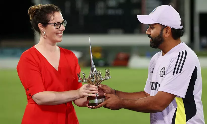 ഗില്ലിന് അർധസെഞ്ച്വറി; പെർത്തിന് പിന്നാലെ സന്നാഹവും ജയിച്ച് ഇന്ത്യ ഗില്ലിന് അർധസെഞ്ച്വറി; പെർത്തിന് പിന്നാലെ സന്നാഹവും ജയിച്ച് ഇന്ത്യ