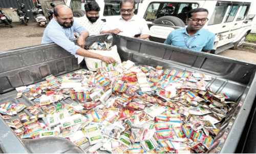 നിരോധിത പുകയില ഉൽപന്നങ്ങൾ പിടികൂടി