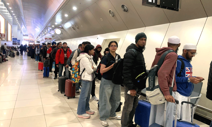 മണിക്കൂറുകൾ വൈകി ഗൾഫ് എയർ മാഞ്ചസ്റ്ററിലേക്ക് പുറപ്പെട്ടു മണിക്കൂറുകൾ വൈകി ഗൾഫ് എയർ മാഞ്ചസ്റ്ററിലേക്ക് പുറപ്പെട്ടു