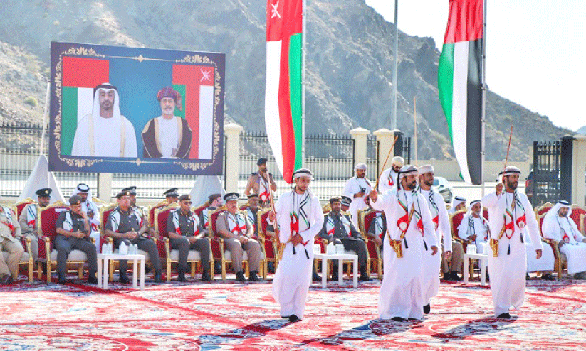 യു.​എ.​ഇ ദേ​ശീ​യ​ദി​നാ​ഘോ​ഷ​ത്തി​ൽ പ​ങ്കാ​ളി​യാ​യി ഒ​മാ​നും