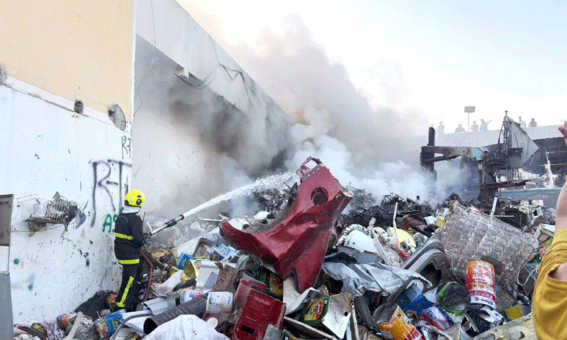 മ​ബേ​ല ഗോ​ഡൗ​ണി​ൽ വ​ൻ അ​ഗ്നി​ബാ​ധ​