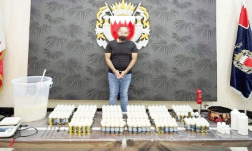 ബഹ്റൈനിൽ ലഹരി വേട്ട; 1,00,000 ദിനാറിന്റെ മയക്കുമരുന്ന് പിടിച്ചു ബഹ്റൈനിൽ ലഹരി വേട്ട; 1,00,000 ദിനാറിന്റെ മയക്കുമരുന്ന് പിടിച്ചു