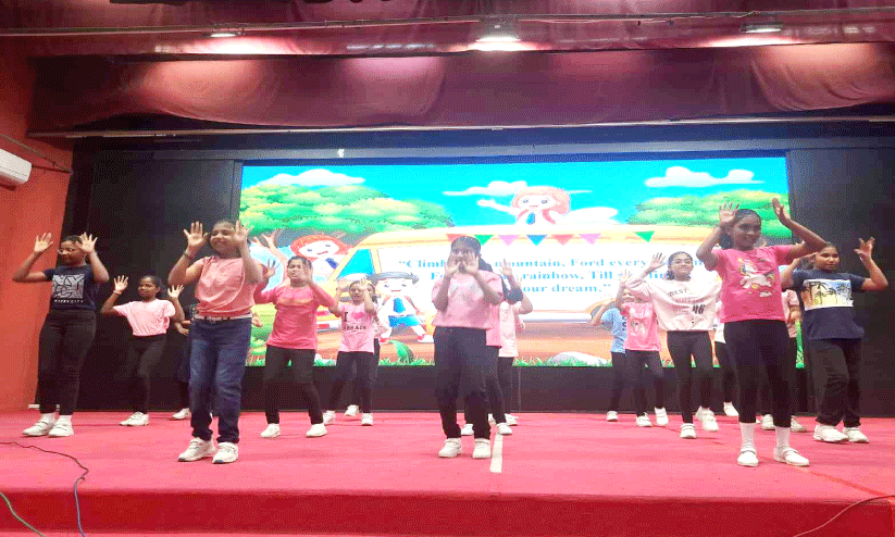 ഇ​ന്ത്യ​ൻ സ്കൂ​ൾ ശി​ശു​ദി​നം ആ​ഘോ​ഷി​ച്ചു