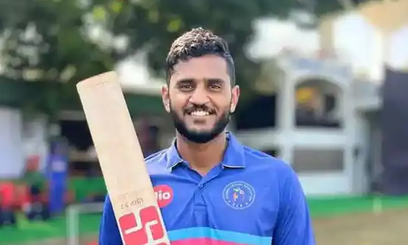 ഐ.പി.എൽ ലേലത്തിൽ ആർക്കുംവേണ്ട! ആറു ദിവസത്തിനിടെ രണ്ടു സെഞ്ച്വറികൾ; ലോക റെക്കോഡ് സ്വന്തമാക്കി ഗുജറാത്ത് ബാറ്ററുടെ ‘പ്രതികാരം’ ഐ.പി.എൽ ലേലത്തിൽ ആർക്കുംവേണ്ട! ആറു ദിവസത്തിനിടെ രണ്ടു സെഞ്ച്വറികൾ; ലോക റെക്കോഡ് സ്വന്തമാക്കി ഗുജറാത്ത് ബാറ്ററുടെ ‘പ്രതികാരം’