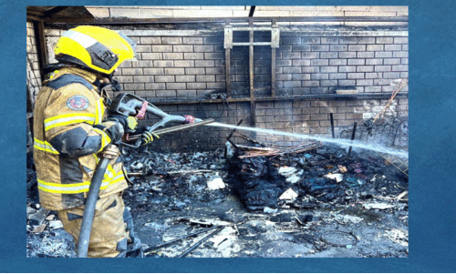 അ​ദാ​നി​ൽ വീ​ടി​ന് തീ​പി​ടി​ച്ച് ര​ണ്ടുസ്ത്രീ​ക​ൾ മ​രി​ച്ചു