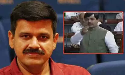 വഖഫ്: ബി.ജെ.പിയുടെ ഇരട്ടത്താപ്പ് തുറന്നുകാട്ടി സന്ദീപ് വാര്യർ -VIDEO