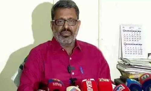 പൊ​ലീ​സെ​ത്തു​മ്പോ​ഴേ​ക്കും കോ​ൺ​ഗ്ര​സ് നേ​താ​ക്ക​ൾ പ​ണം മാ​റ്റി​; ട്രോളി ബാഗ് ആരോപണത്തിലുറച്ച് സി.പി.എം