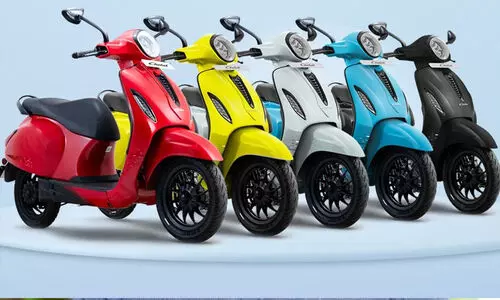 ആരുപറഞ്ഞു സ്റ്റോറേജ് സ്പേസില്ലായെന്ന്..!; ഇതാ വരുന്നു, ബജാജ് ചേതകിന്റെ പുതിയ തലമുറ, ഡിസംബർ 20ന് ലോഞ്ചിങ് ആരുപറഞ്ഞു സ്റ്റോറേജ് സ്പേസില്ലായെന്ന്..!; ഇതാ വരുന്നു, ബജാജ് ചേതകിന്റെ പുതിയ തലമുറ, ഡിസംബർ 20ന് ലോഞ്ചിങ്