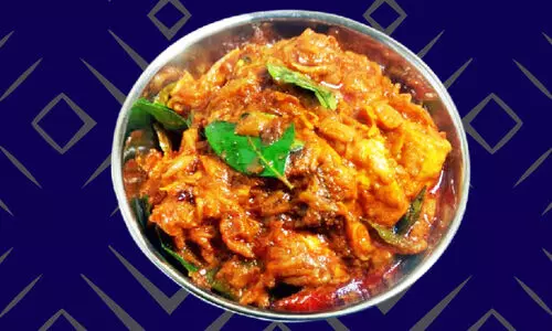 Kozhi Ulli Kootan, Chicken Ulli Curry Recipe