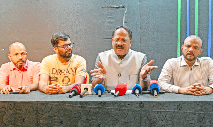 കൊണ്ടോട്ടി ശിഹാബ് തങ്ങൾ ഡയാലിസിസ് സെന്റർ ജീവകാരുണ്യ പ്രവർത്തനങ്ങൾ വിപുലീകരിക്കുന്നു കൊണ്ടോട്ടി ശിഹാബ് തങ്ങൾ ഡയാലിസിസ് സെന്റർ ജീവകാരുണ്യ പ്രവർത്തനങ്ങൾ വിപുലീകരിക്കുന്നു