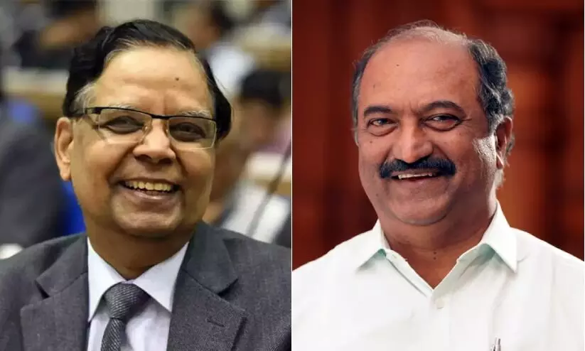 ധനകാര്യ കമീഷൻ ഞായറാഴ്ച കേരളത്തിൽ; കേരളത്തിന്റെ ആവശ്യങ്ങൾ അവതരിപ്പിക്കുമെന്ന് ധനകാര്യമന്ത്രി ധനകാര്യ കമീഷൻ ഞായറാഴ്ച കേരളത്തിൽ; കേരളത്തിന്റെ ആവശ്യങ്ങൾ അവതരിപ്പിക്കുമെന്ന് ധനകാര്യമന്ത്രി