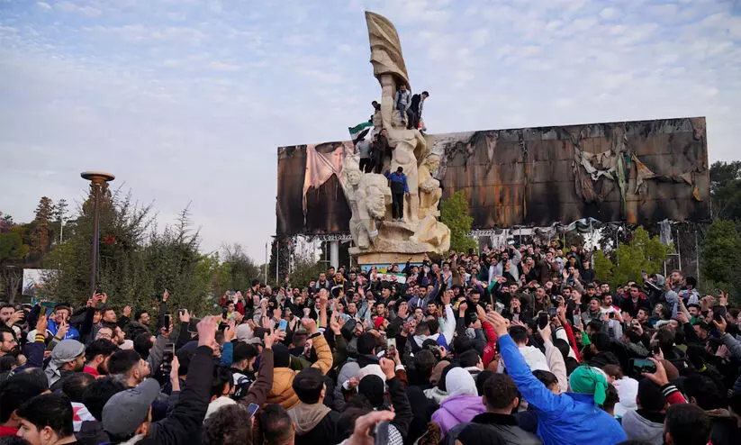 എല്ലാവരെയും ചേർത്തുനിർത്തുമെന്ന് വിപ്ലവ നേതാക്കൾ എല്ലാവരെയും ചേർത്തുനിർത്തുമെന്ന് വിപ്ലവ നേതാക്കൾ