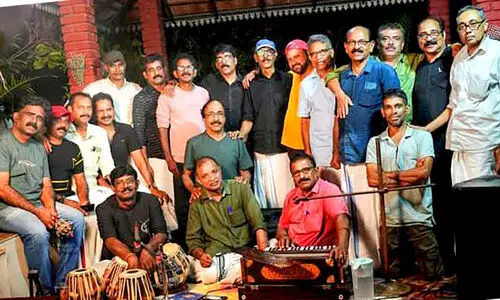 മുൻ പ്രവാസികളുടെ  മെഹ്​ഫിൽ രാവുകൾ