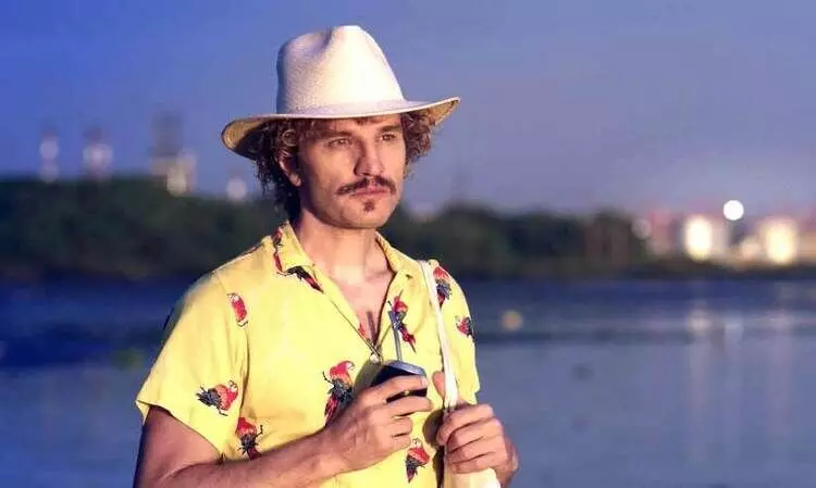 ഭാഷയുടെ കോളനിവത്കരണം   സിനിമയുടെയും വിഷയമാണ്​