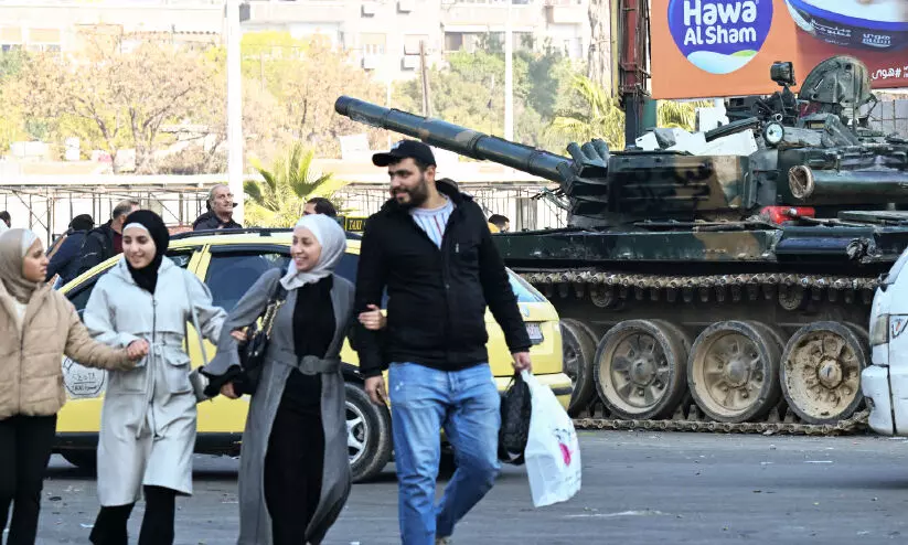 ശിഥിലമോ ഭരണമാറ്റമോ? ശിഥിലമോ ഭരണമാറ്റമോ?