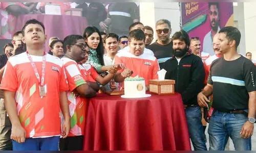 3500ലേറെ പേർ പങ്കെടുത്ത് സാൻറ റൺ