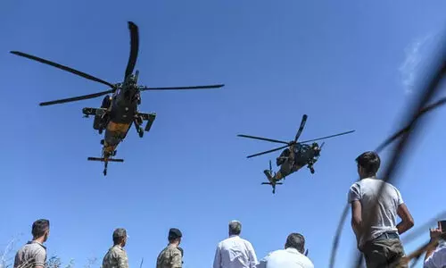 തുർക്കിയിൽ സൈനിക കോപ്ടറുകൾ കൂട്ടിയിടിച്ച് അഞ്ച് മരണം