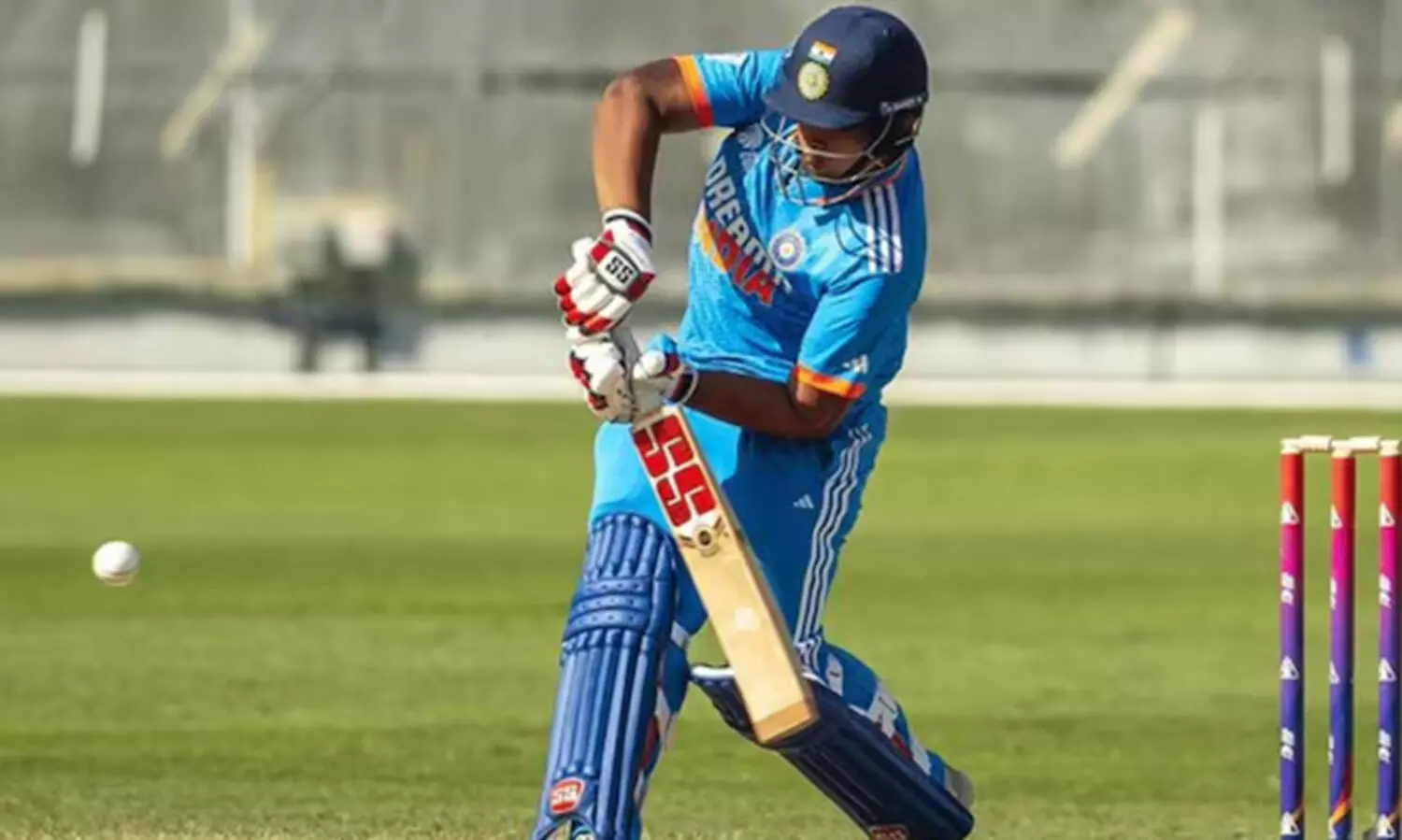 ഒരു 13കാരന് ഇത്ര വലിയ സിക്സറടിക്കാൻ സാധിക്കുമോ? വൈഭവിന്‍റെ പ്രായത്തിൽ സംശയം ഉന്നയിച്ച് മുൻ പാകിസ്താൻ താരം