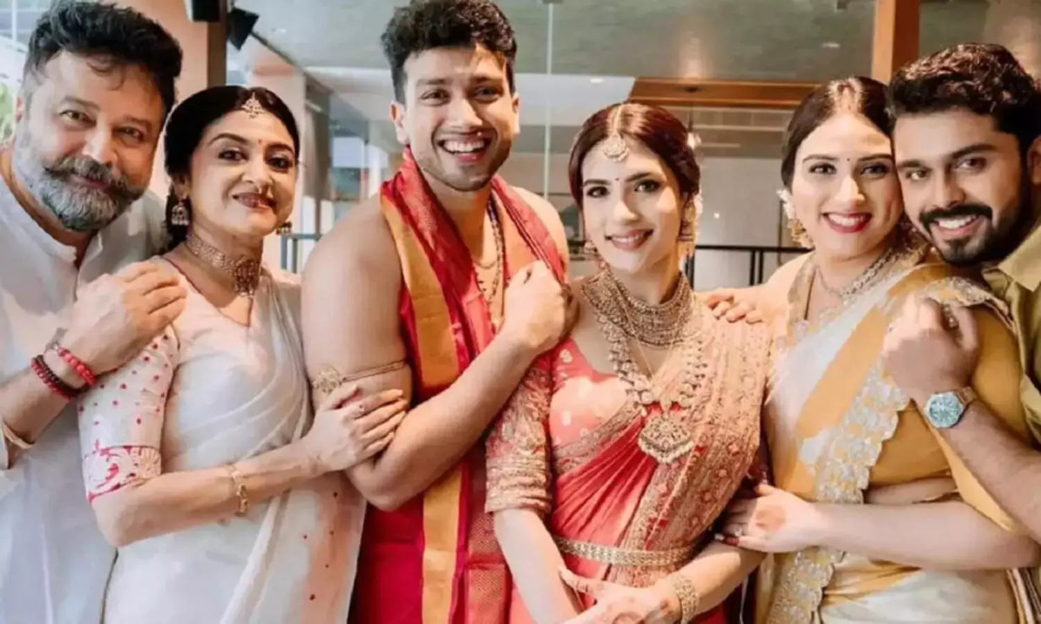 ജയറാമിന് പല പല പ്രായമെന്ന് പാർവതി, പ്രായം ആസ്വദിക്കുന്നെന്ന് ജയറാം