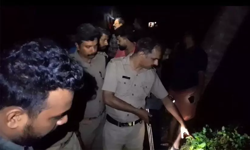 dead body of infant found in river at koyilandy