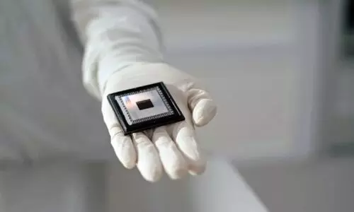 പ്രപഞ്ചോത്പത്തിയോളം സമയമെടുത്ത് ചെയ്യേണ്ട ജോലി അഞ്ച് മിനിറ്റില്‍; ക്വാണ്ടം ചിപ്പ് വികസിപ്പിച്ച് ഗൂഗ്ള്‍