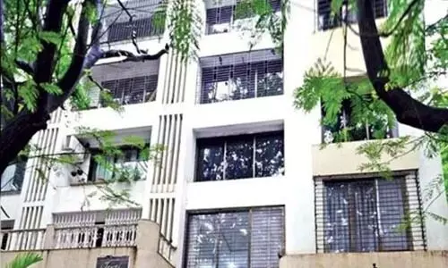 ജീവിക്കാൻ പാടുപെടുന്ന മുൻ ഇന്ത്യൻ ക്രിക്കറ്റർ! കുടിശ്ശികയായി ഭവന-വാഹന വായ്പ; ഫ്ലാറ്റിലെ അയൽക്കാരായി അഗാർക്കറും രഹാനെയും... ജീവിക്കാൻ പാടുപെടുന്ന മുൻ ഇന്ത്യൻ ക്രിക്കറ്റർ! കുടിശ്ശികയായി ഭവന-വാഹന വായ്പ; ഫ്ലാറ്റിലെ അയൽക്കാരായി അഗാർക്കറും രഹാനെയും...