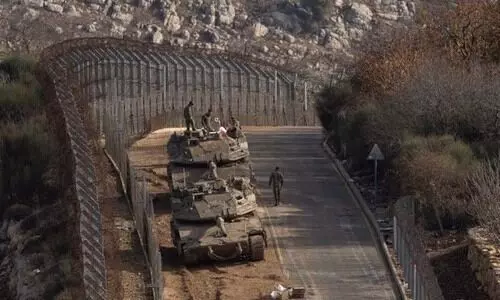 നാഥനില്ലാ സിറിയയെ തരിപ്പണമാക്കി ഇസ്രായേൽ കടന്നുകയറ്റം; വ്യോമ, നാവിക, കര സേനാ താവളങ്ങൾ നശിപ്പിച്ചു നാഥനില്ലാ സിറിയയെ തരിപ്പണമാക്കി ഇസ്രായേൽ കടന്നുകയറ്റം; വ്യോമ, നാവിക, കര സേനാ താവളങ്ങൾ നശിപ്പിച്ചു