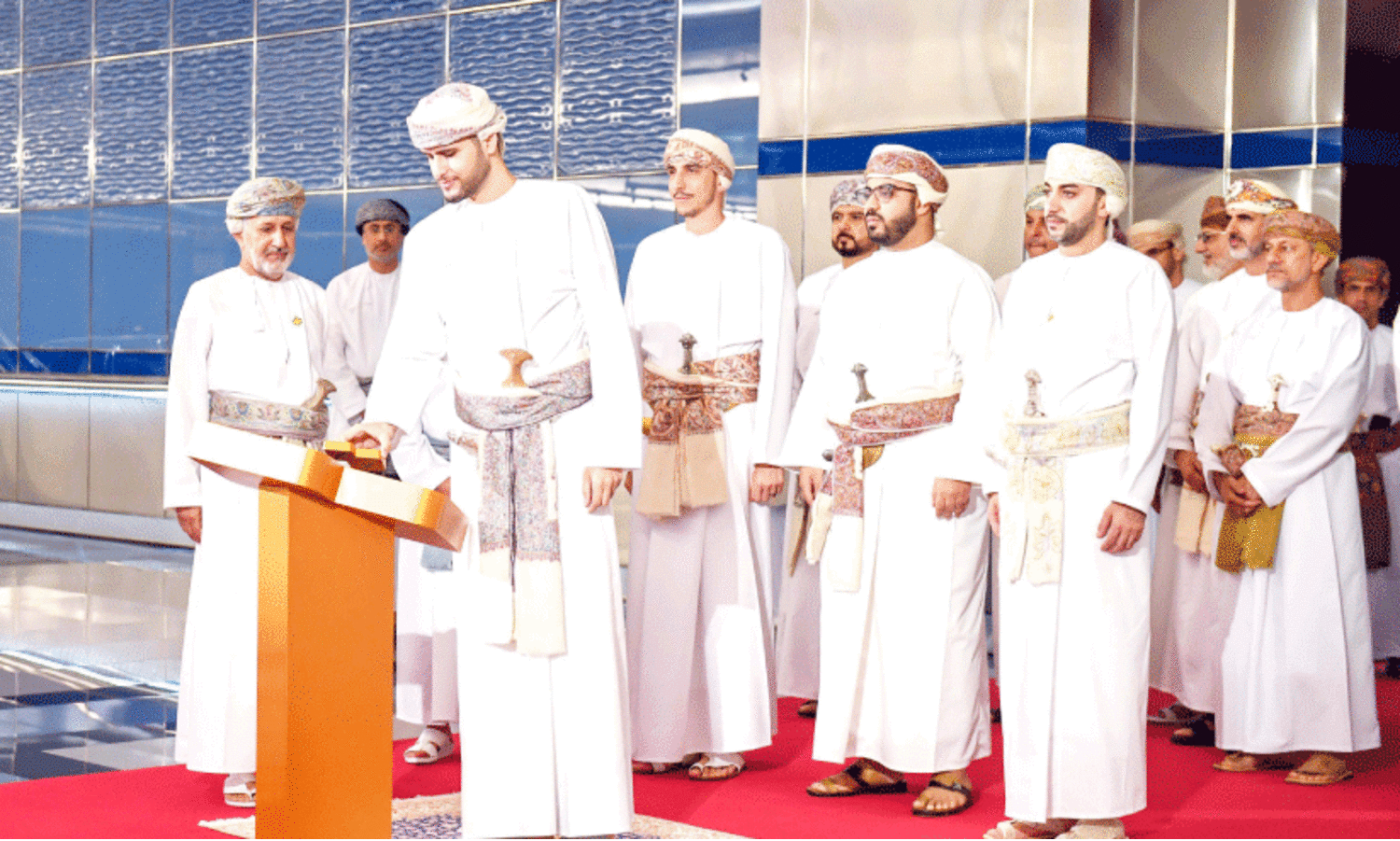 അ​ടു​ത്തു​കാ​ണാം, ഇ​നി രാ​ജ​കീ​യ വാ​ഹ​ന​ങ്ങ​ൾ