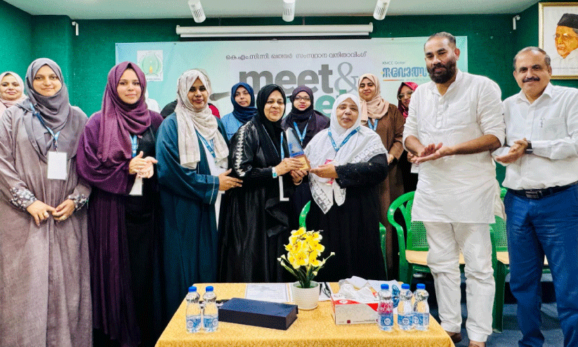 കുടുംബ ശാക്തീകരണം സ്ത്രീ ശാക്തീകരണത്തിലൂടെ -ഫാത്തിമ മുസഫർ കുടുംബ ശാക്തീകരണം സ്ത്രീ ശാക്തീകരണത്തിലൂടെ -ഫാത്തിമ മുസഫർ