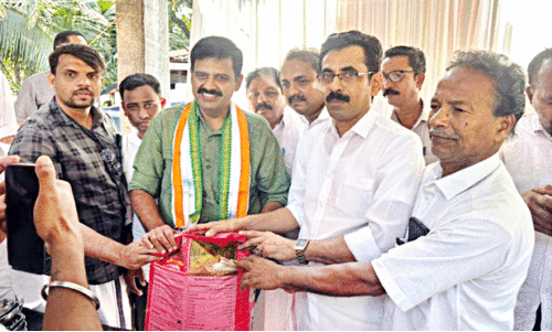 OICC hands over food kits