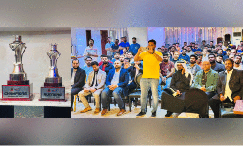 റോ​യ​ൽ ഫോ​ക്ക​സ് കി​ങ്ഡം ക​പ്പ് 2024: ട്രോ​ഫി അ​നാഛാ​ദ​ന​വും ഫി​ക്​​സ​ർ പ്ര​കാ​ശ​ന​വും