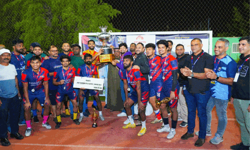 മു​സാ​ഫി​ർ എ​ഫ്.​സി-​ടു ടു ​ഫോ​ര്‍ ഫു​ട്ബാ​ൾ; ഇ​സ ഗ്രൂ​പ് ജേ​താ​ക്ക​ൾ