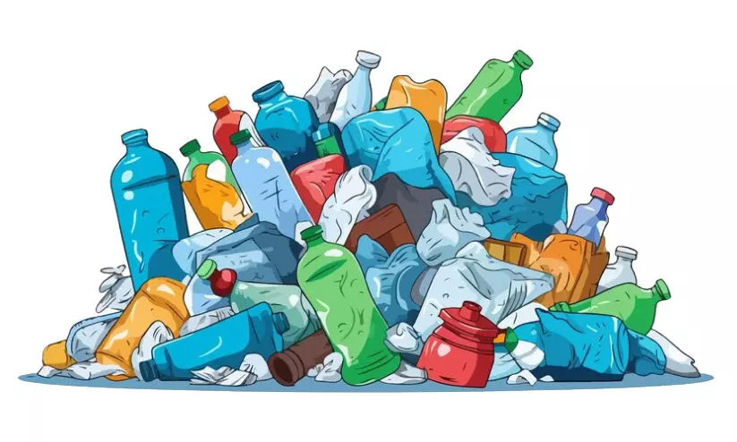 പുതു വർഷം,പുതിയ തുടക്കം; പ്ലാസ്റ്റിക് വലിച്ചെറിഞ്ഞാൽ പണി ഉറപ്പ് പുതു വർഷം,പുതിയ തുടക്കം; പ്ലാസ്റ്റിക് വലിച്ചെറിഞ്ഞാൽ പണി ഉറപ്പ്