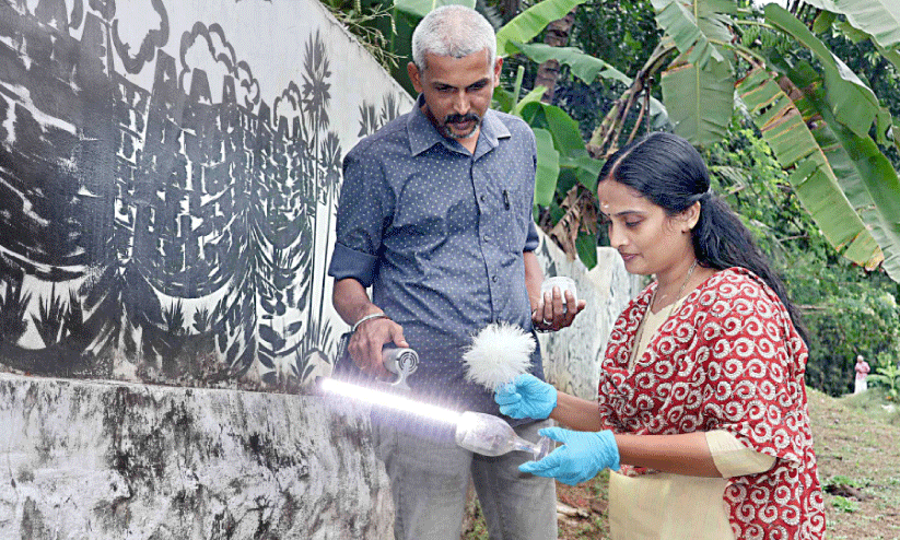 വീട് കുത്തിത്തുറന്ന് 30 പവൻ സ്വർണം കവർന്നു വീട് കുത്തിത്തുറന്ന് 30 പവൻ സ്വർണം കവർന്നു